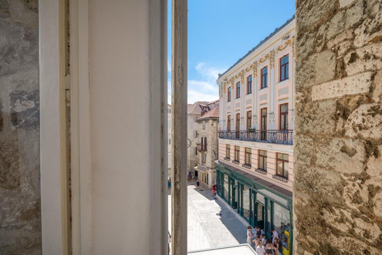 Forum Suite Split Exterior foto